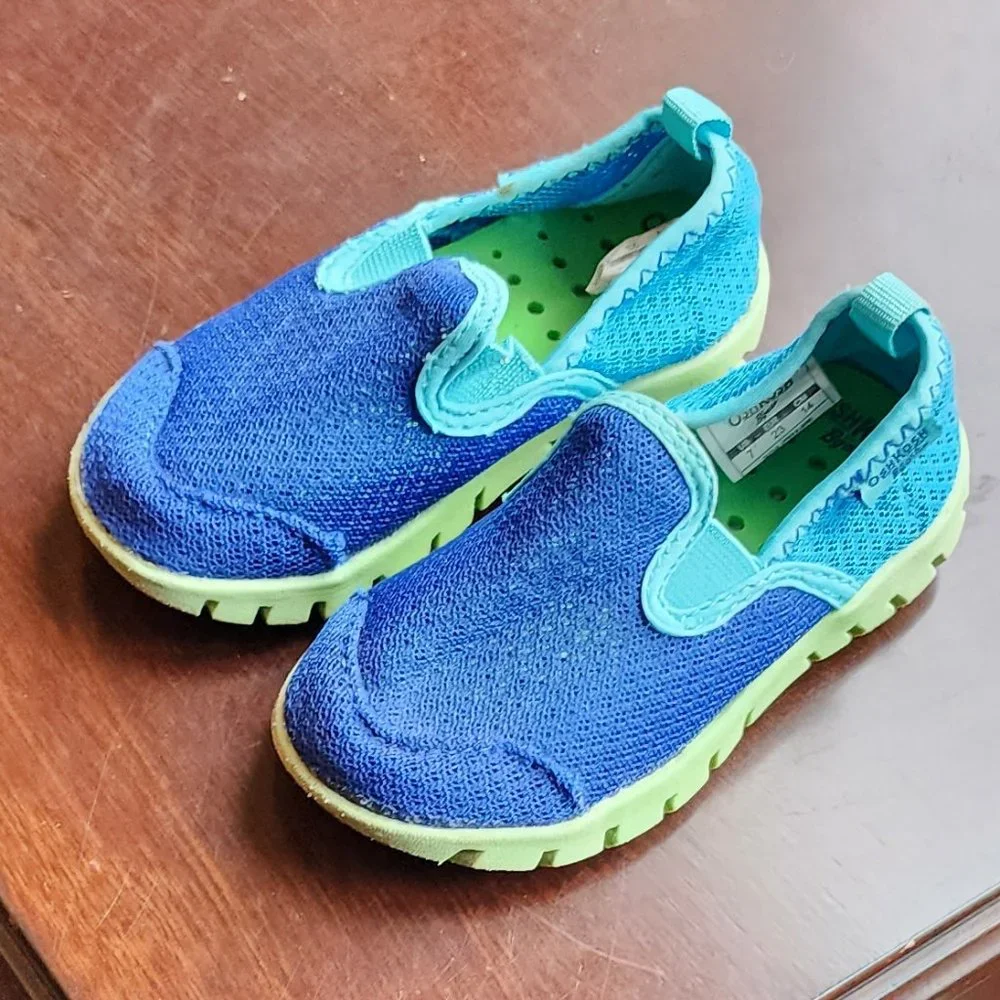 OshKosh B'gosh Blue/Green Baby Water Shoes Size 7
